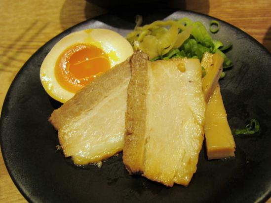 TOKYO豚骨BASE (3)